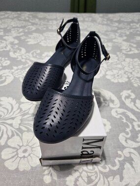 MaxMuxun Women's Size 8 Navy Blue Closed Toe Wedge Sandals